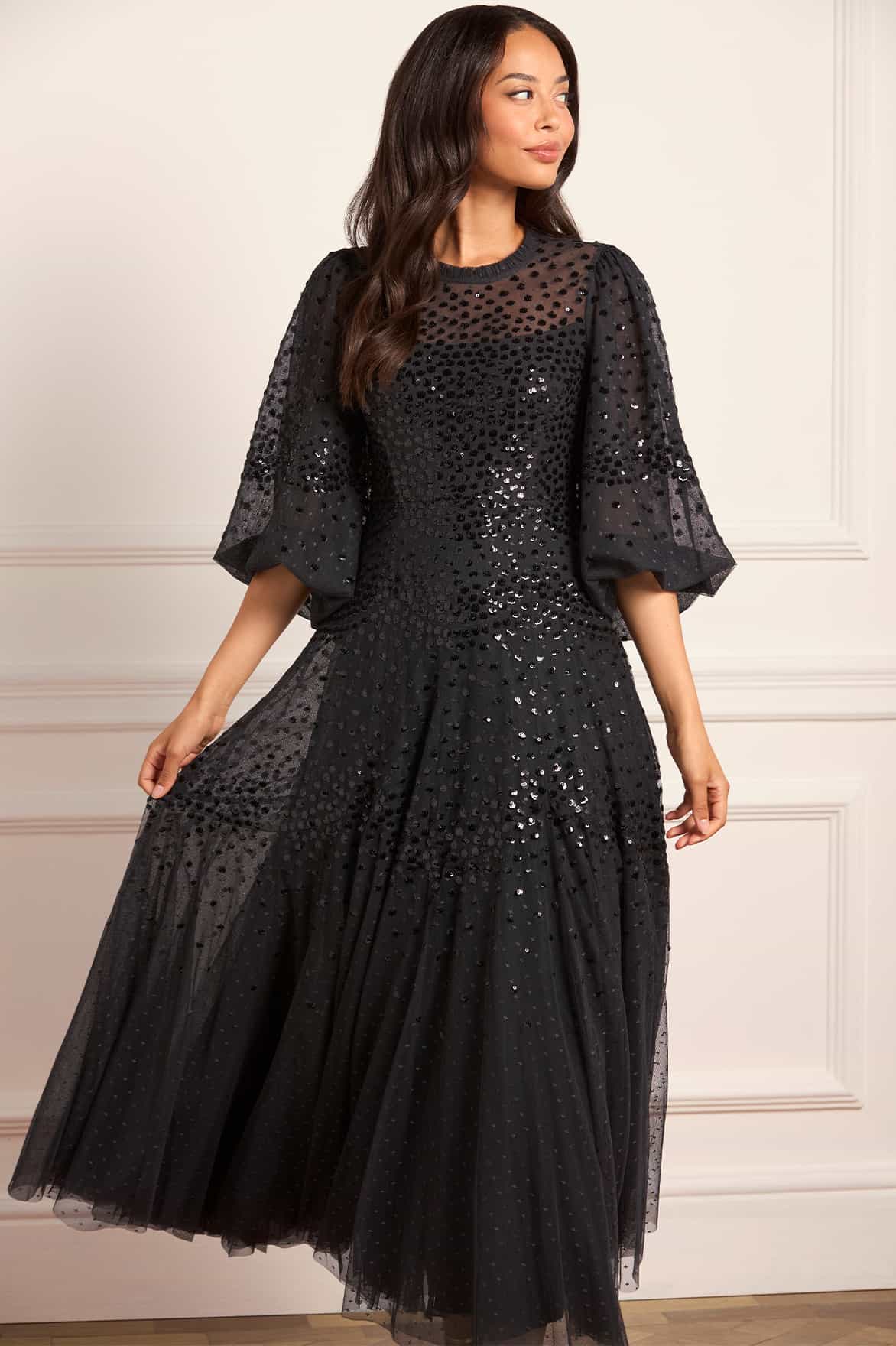 Scallop Sequin Round Neck Ankle Gown